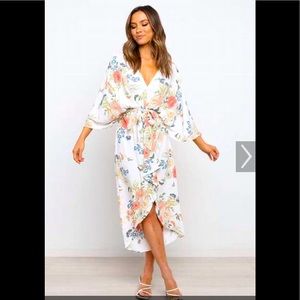 Petal & Pup | Prescott Midi Dress | size 8